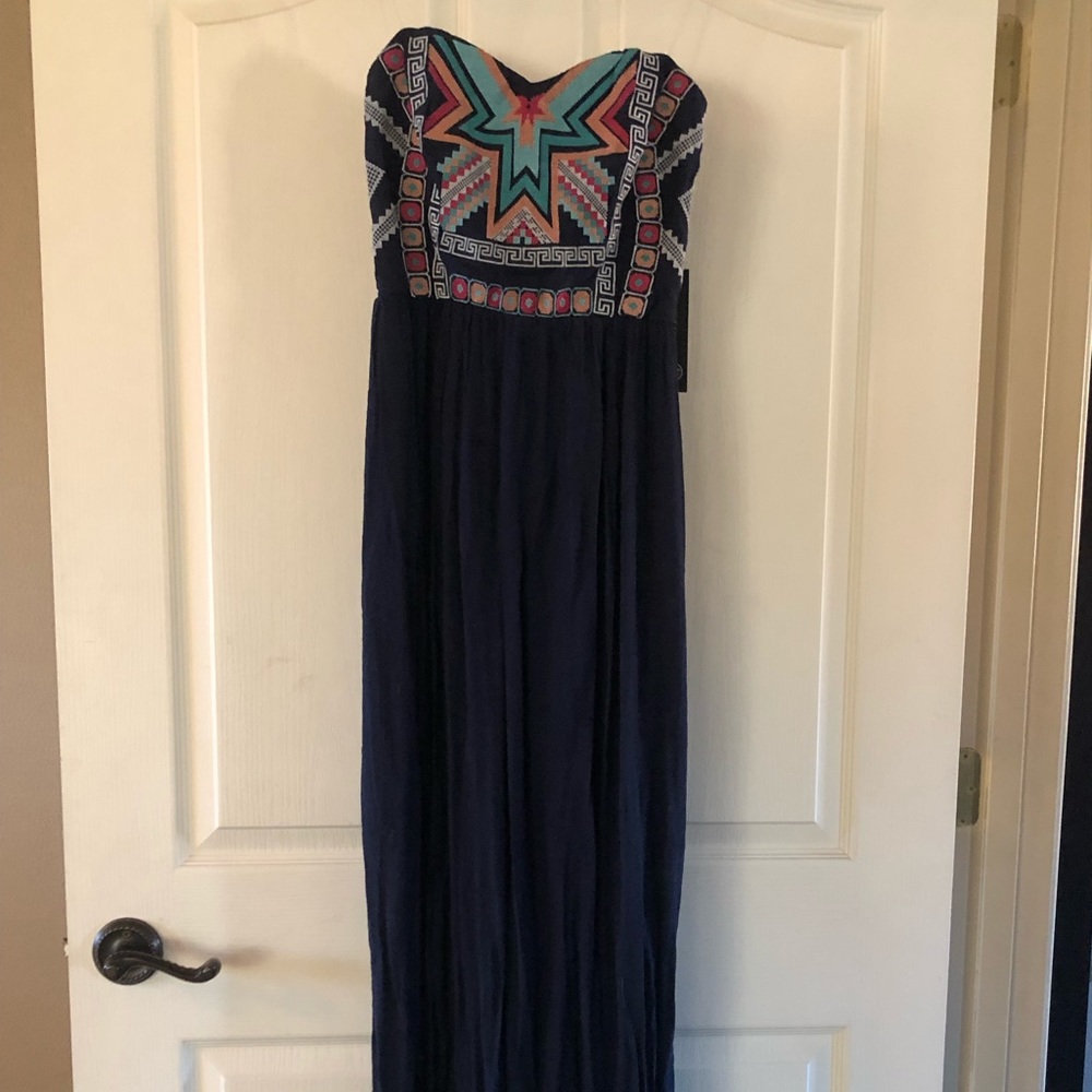 Strapless Maxi-Dress